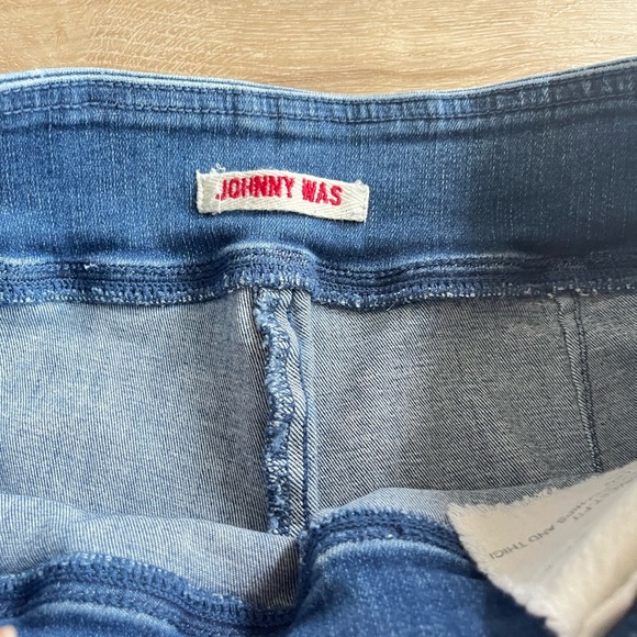 Johnny Was The Side Slit Pull On Kick Flare Jeans SZ L - Picture 5 of 11